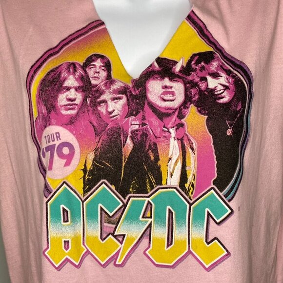 AC/DC Womens Short Sleeve Split V-Neck Pink T-Shirt Size M - Picture 2 of 4